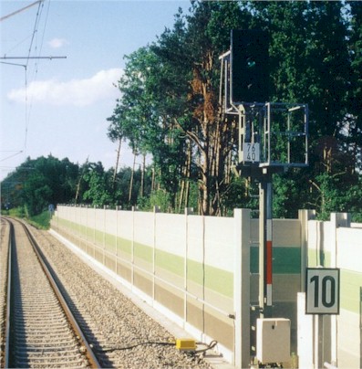 Ks 1-Hauptsignal: Freie Fahrt (mit Lf 7: 100 km/h)