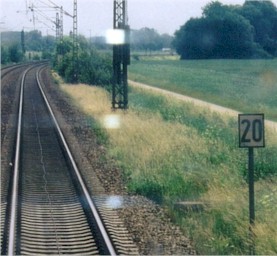 Geschwindigkeitsbegrenzung 200 km/h